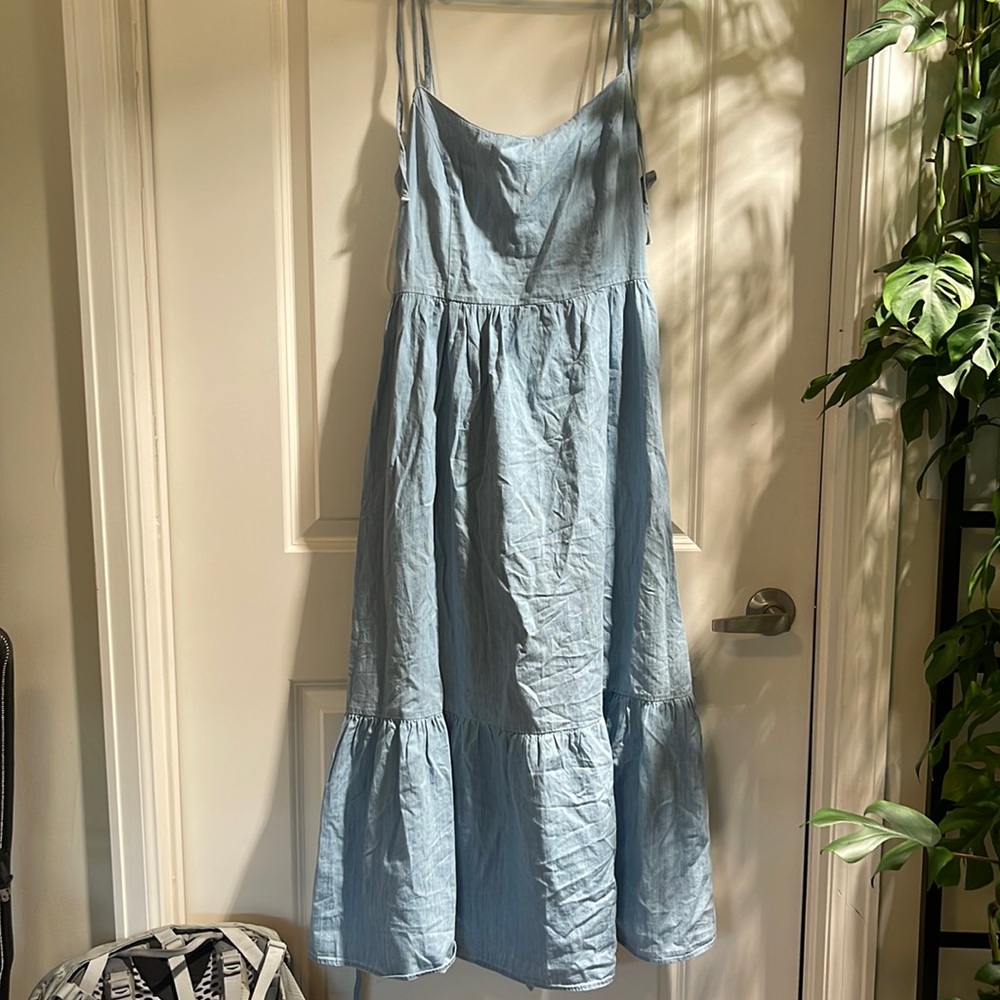 NWT XL Lulu’s Chambray Dress
